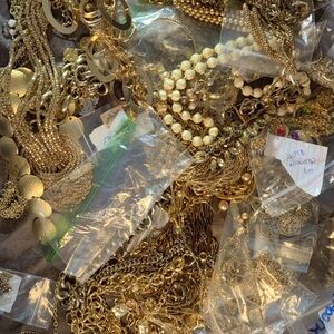 Belles Special~ 5 LB Fabulous Huge vintage 2 modern jewelry lot~ mostly wearable